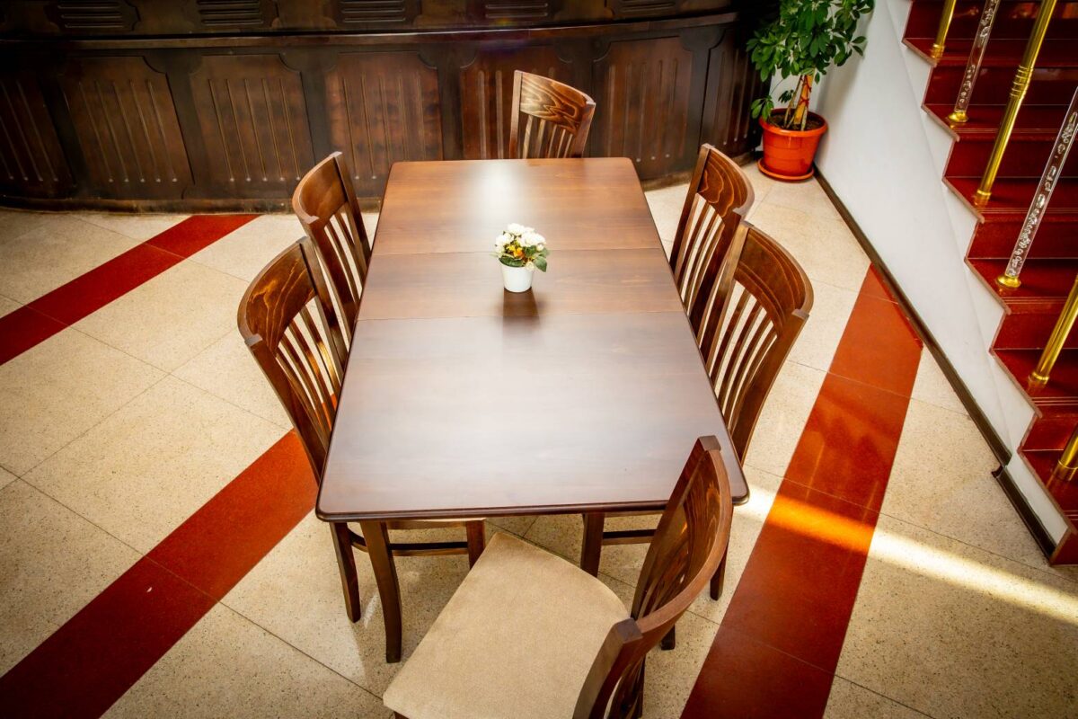 Трапезен комплект Атина (Маса (разтегателна) и 6 стола) - Image 2